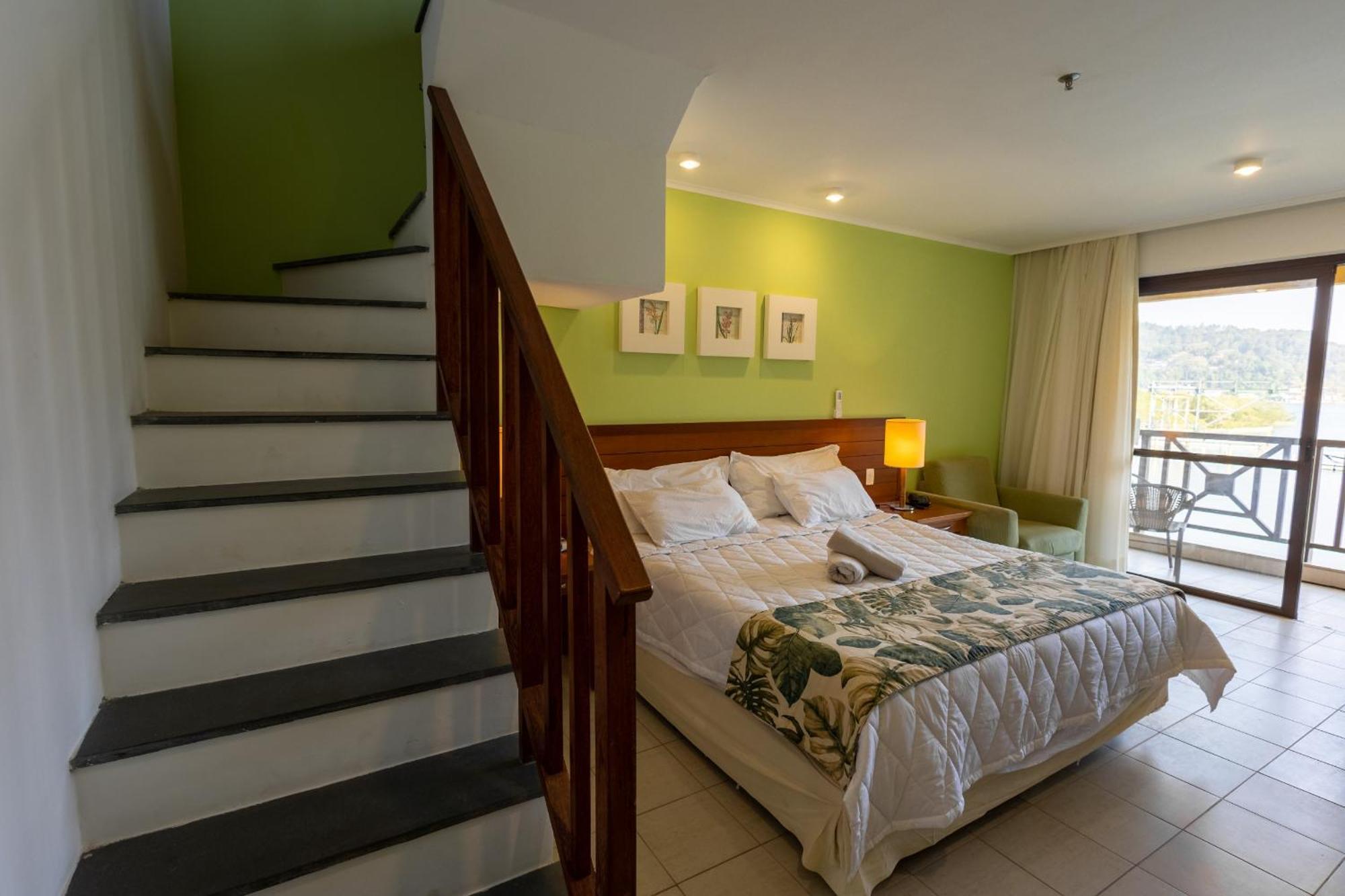 Duplex No Costa Bella Em Apartment
