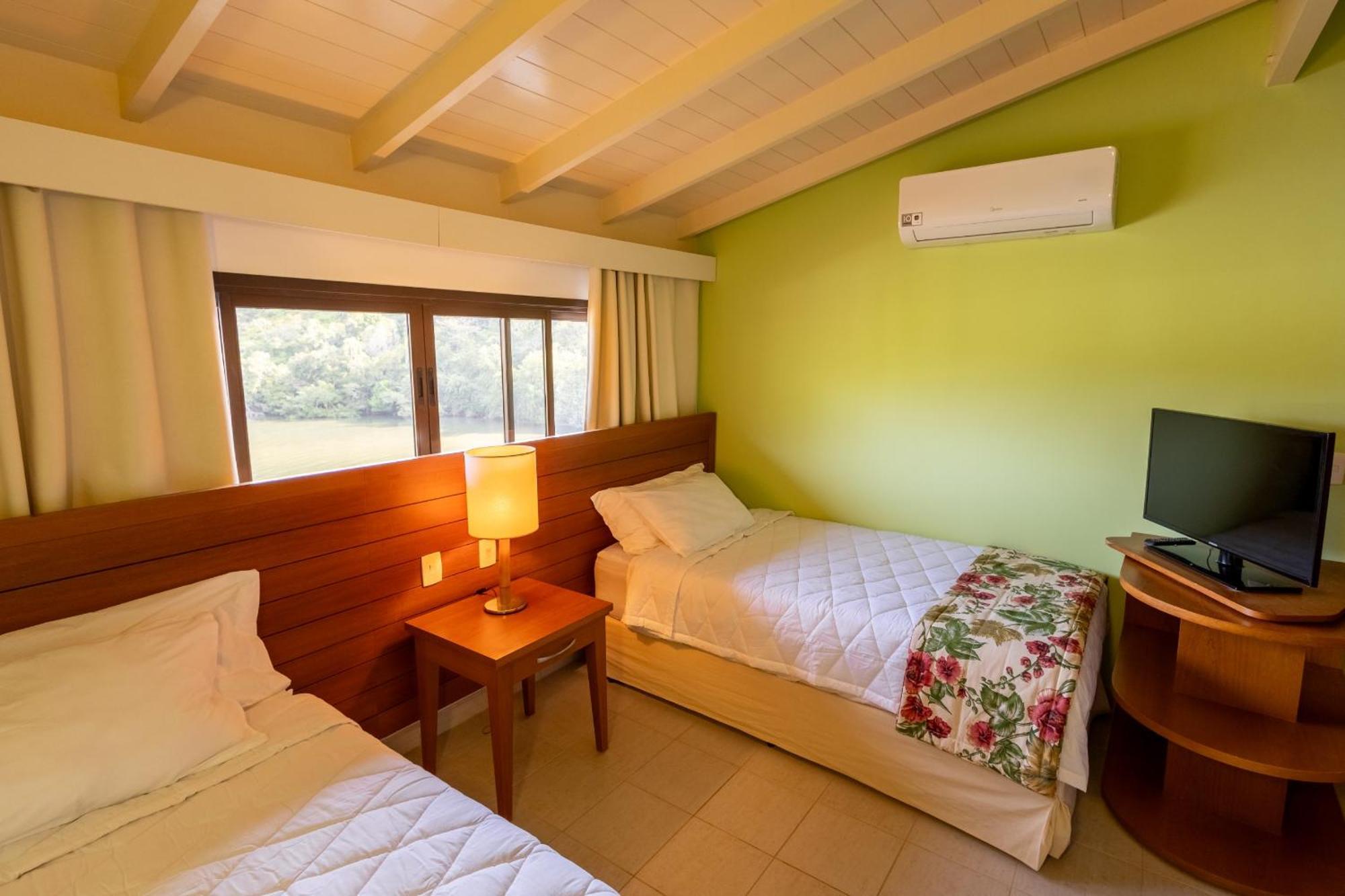 Apartment Duplex No Costa Bella Em *