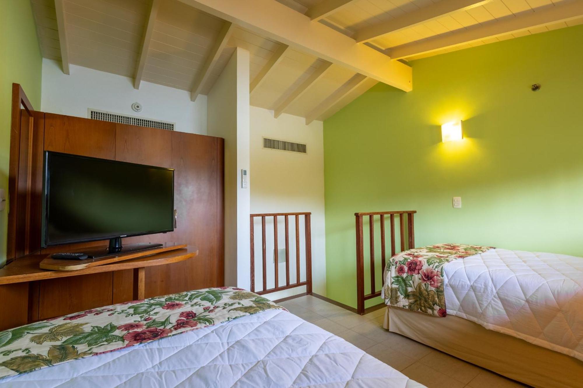 Duplex No Costa Bella Em Apartment *